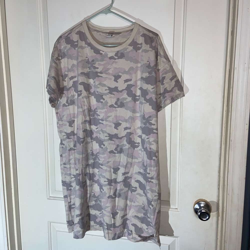 Loose Vintage Camo T-Shirt Shift Dress for Women / XL
